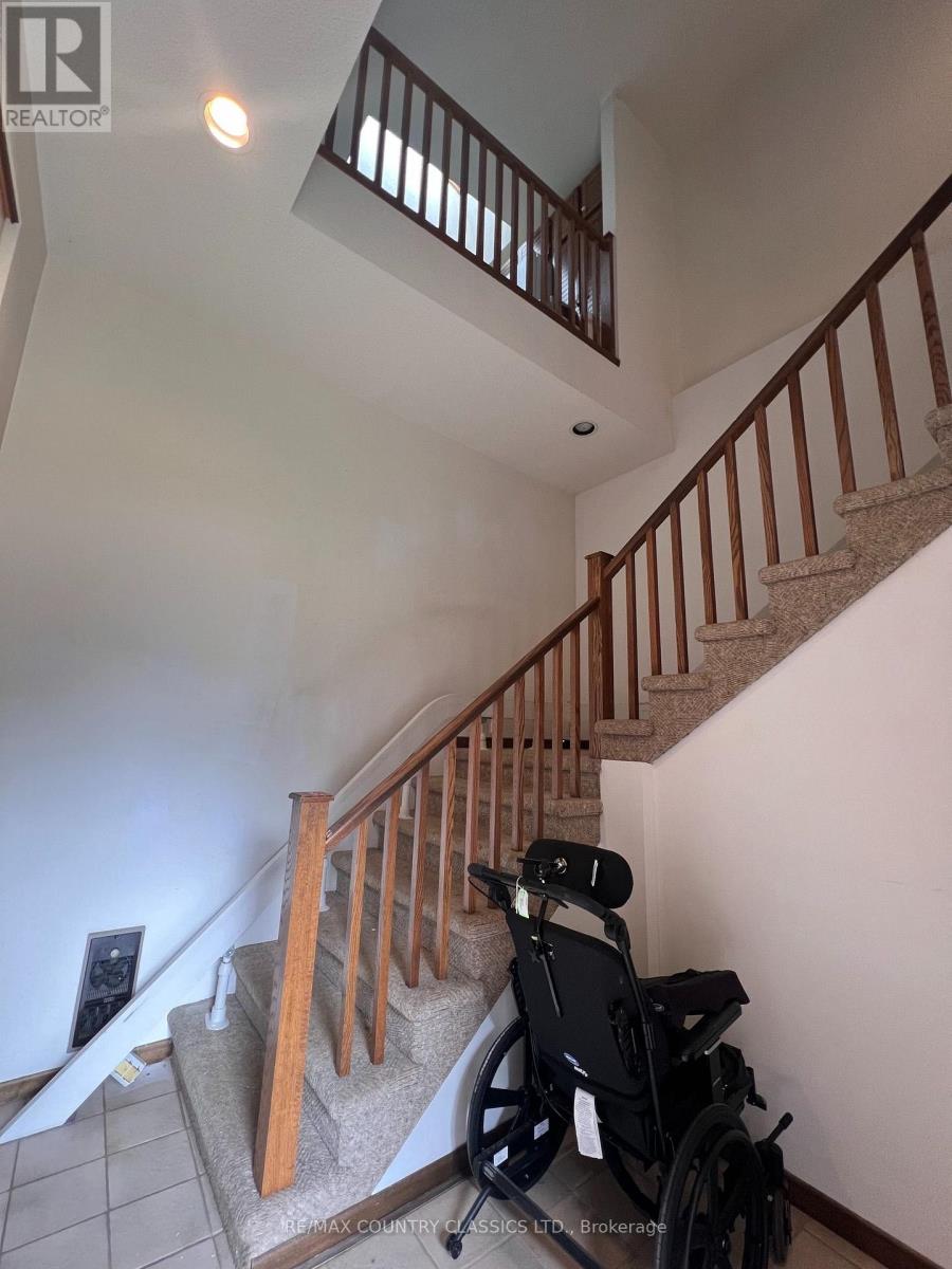 10 - 12 Flint Avenue, Bancroft (Bancroft Ward), Ontario  K0L 1C0 - Photo 29 - X13686098