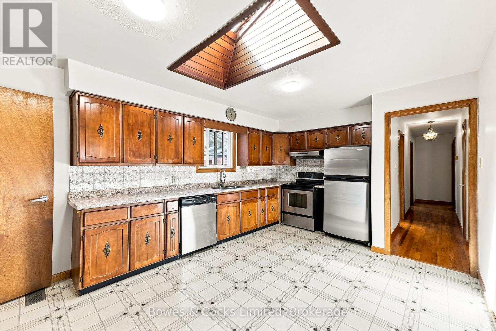 687 Lundy's Lane, Peterborough (Otonabee Ward 1), Ontario  K9J 4J9 - Photo 17 - X13686336