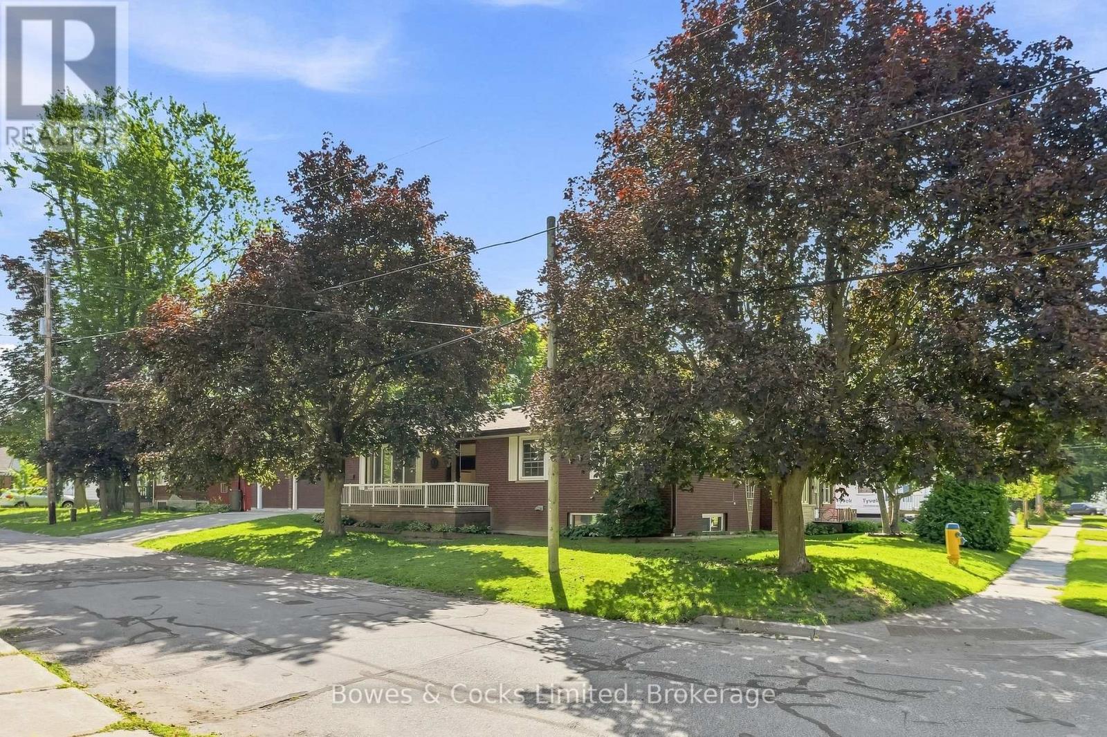 687 Lundy's Lane, Peterborough (Otonabee Ward 1), Ontario  K9J 4J9 - Photo 3 - X13686336
