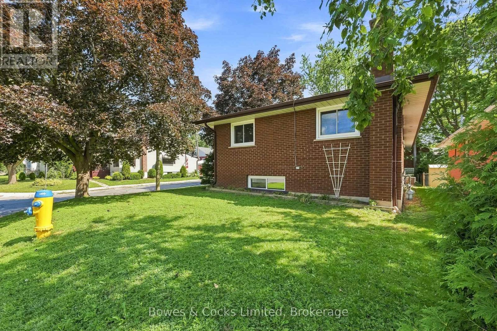 687 Lundy's Lane, Peterborough (Otonabee Ward 1), Ontario  K9J 4J9 - Photo 45 - X13686336
