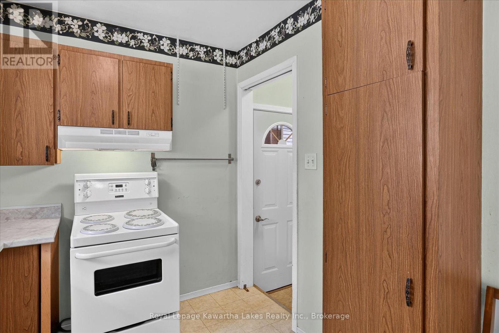 78 Durham Street W, Kawartha Lakes (Lindsay), Ontario  K9V 2P9 - Photo 18 - X13686432