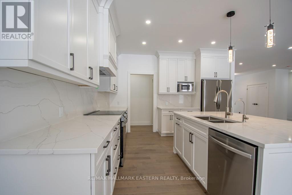 11 Maplewood Court, Trent Lakes, Ontario  K0L 1J0 - Photo 11 - X13686468