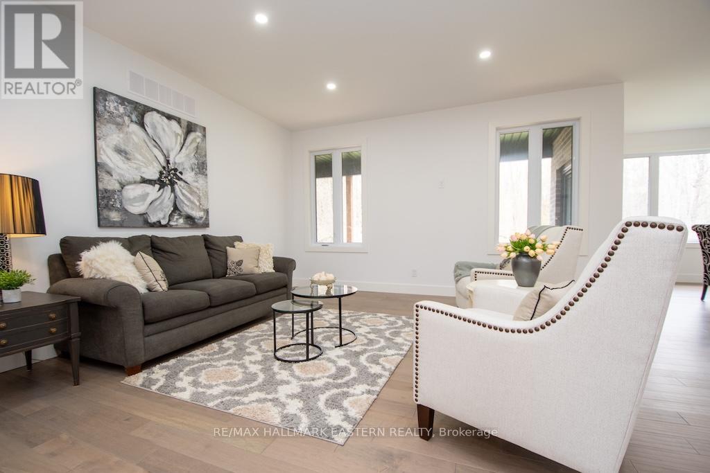 11 Maplewood Court, Trent Lakes, Ontario  K0L 1J0 - Photo 40 - X13686468