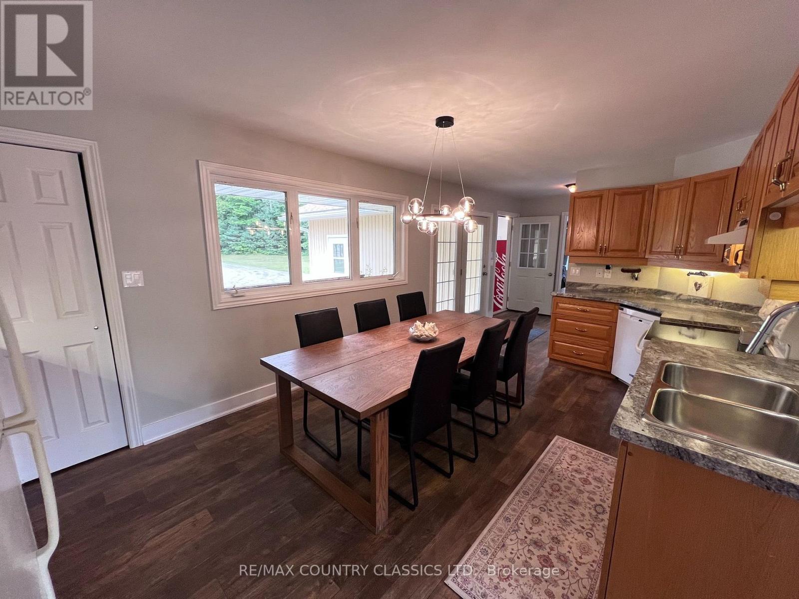 3952 Loop Road, Highlands East (Cardiff Ward), Ontario  K0L 1X0 - Photo 16 - X13687788