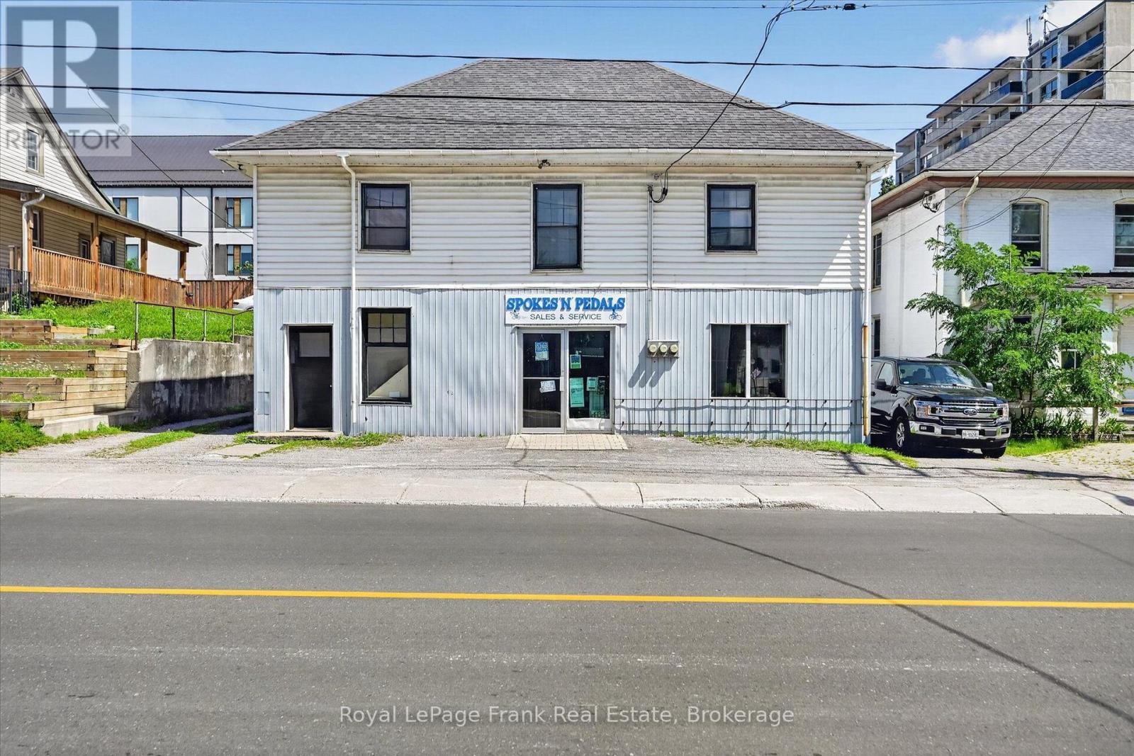 464 AYLMER STREET N, peterborough (town ward 3), Ontario