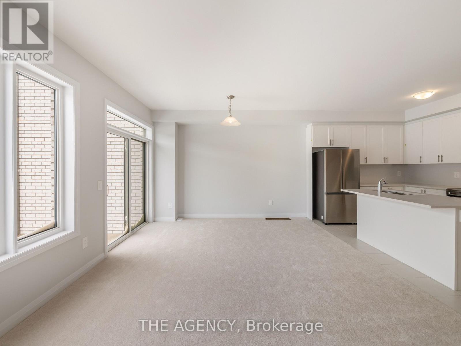 22 Keenan Street, Kawartha Lakes (Lindsay), Ontario  K9V 0R4 - Photo 10 - X13688552