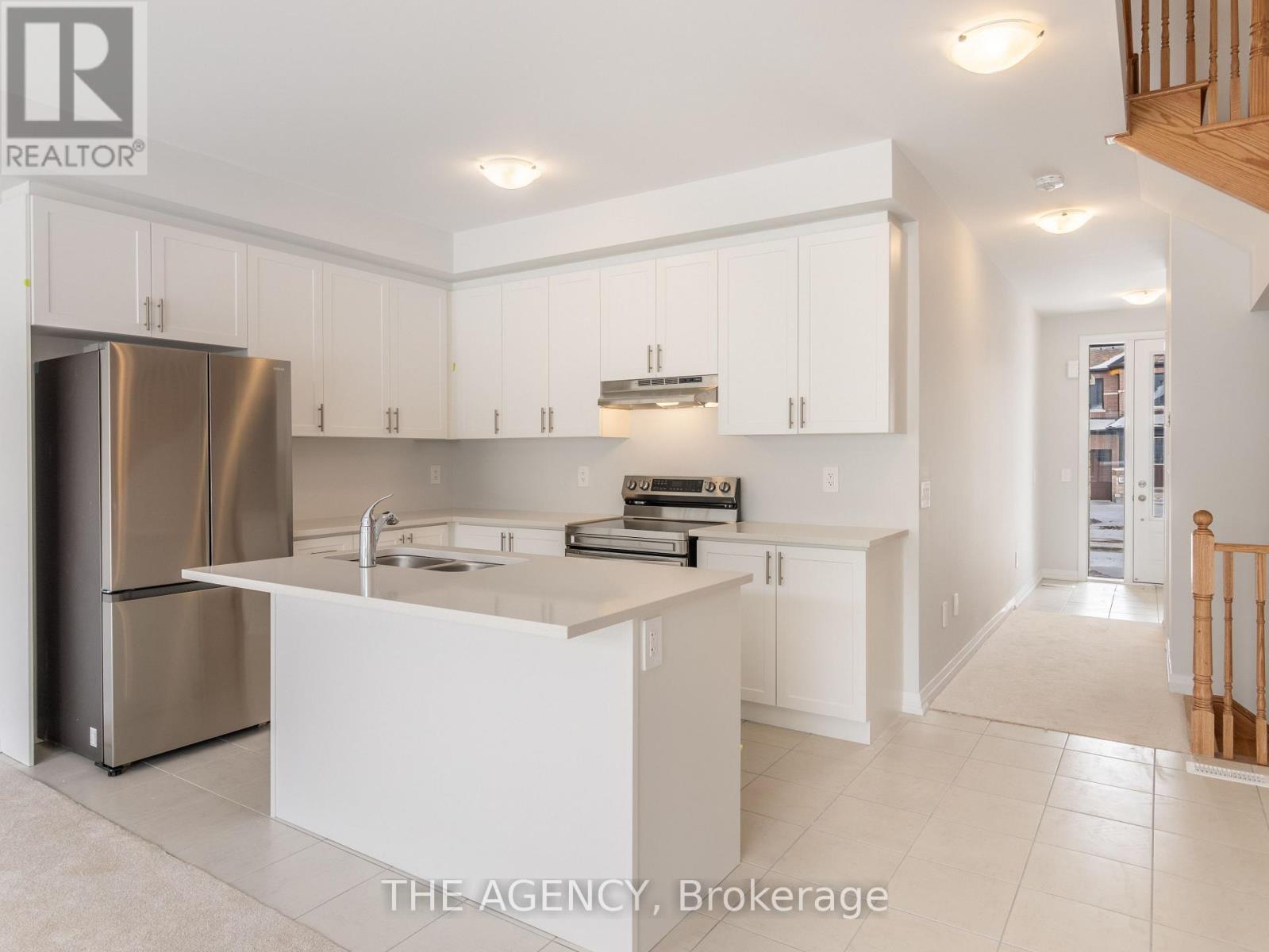 22 Keenan Street, Kawartha Lakes (Lindsay), Ontario  K9V 0R4 - Photo 11 - X13688552