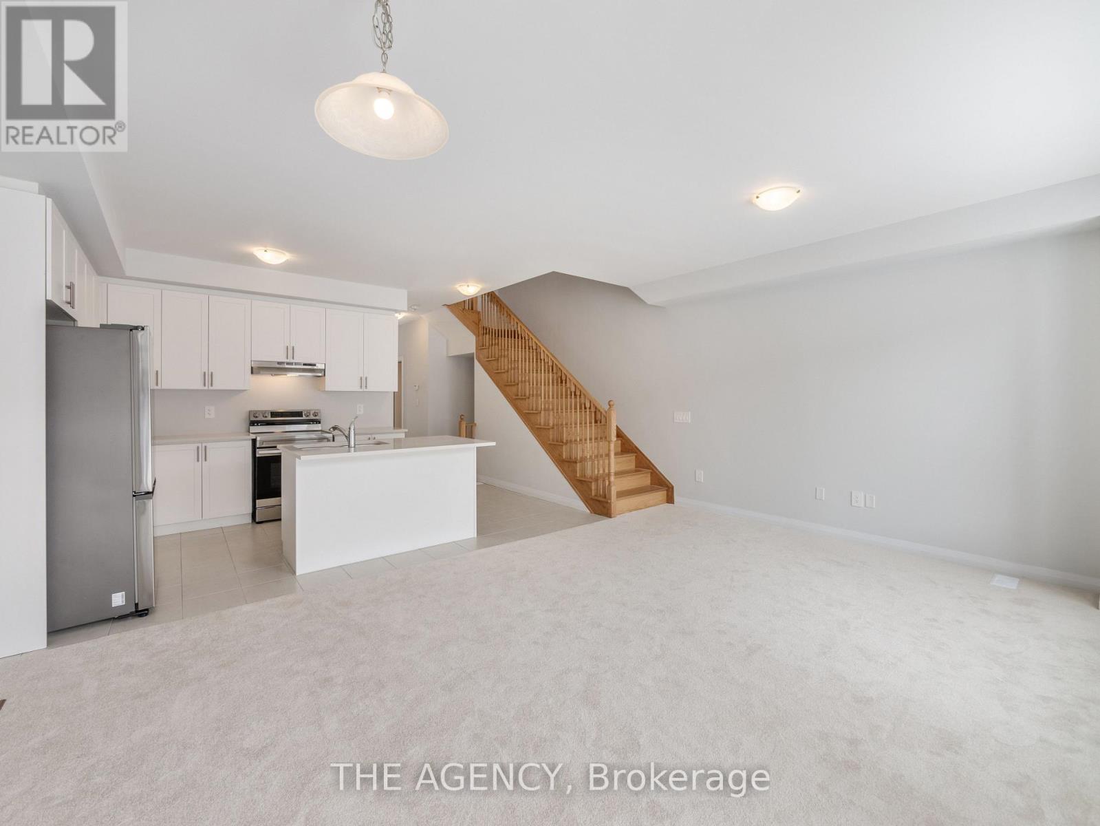 22 Keenan Street, Kawartha Lakes (Lindsay), Ontario  K9V 0R4 - Photo 9 - X13688552