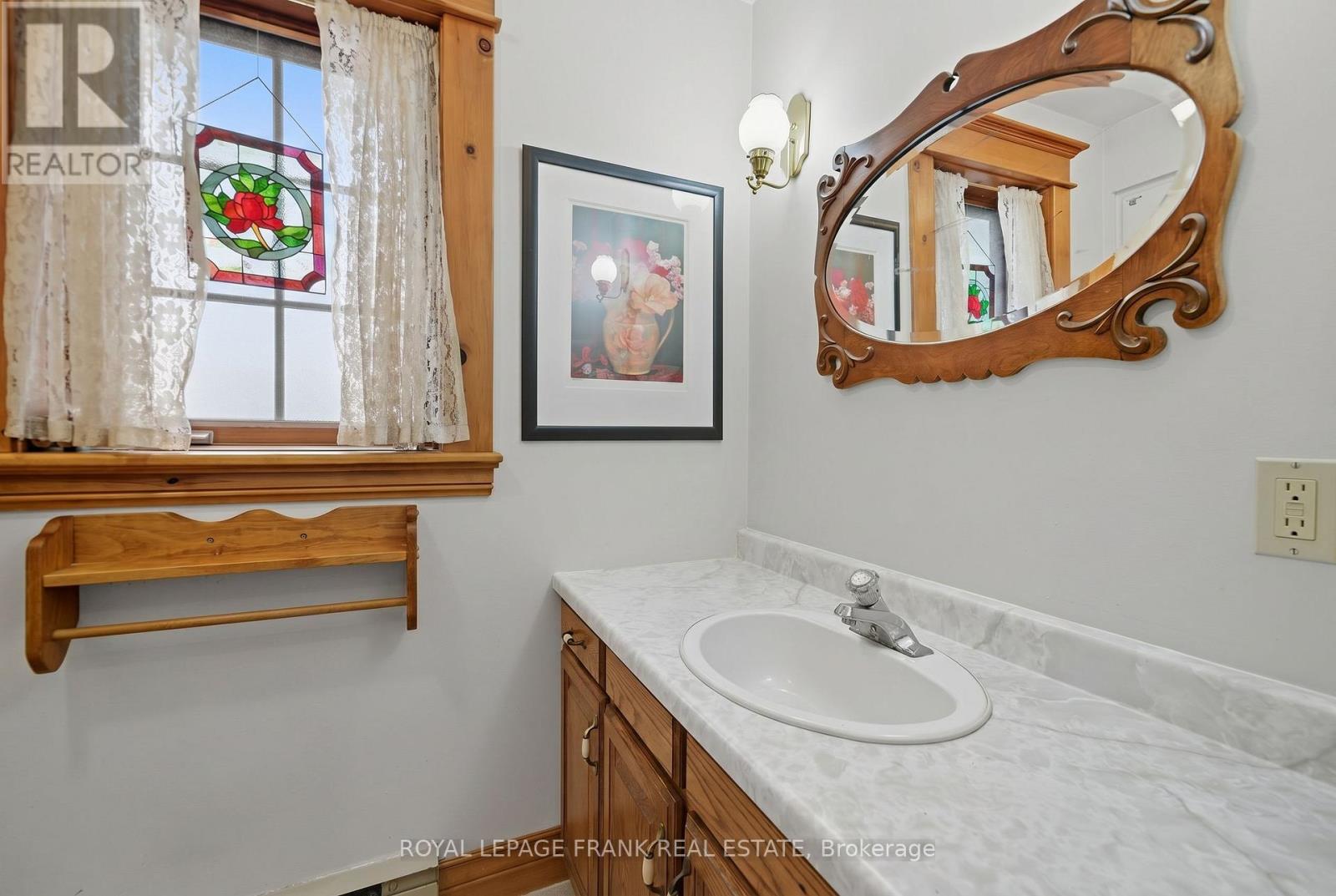 76 Bond Street W, Kawartha Lakes (Lindsay), Ontario  K9V 3R4 - Photo 33 - X13688992