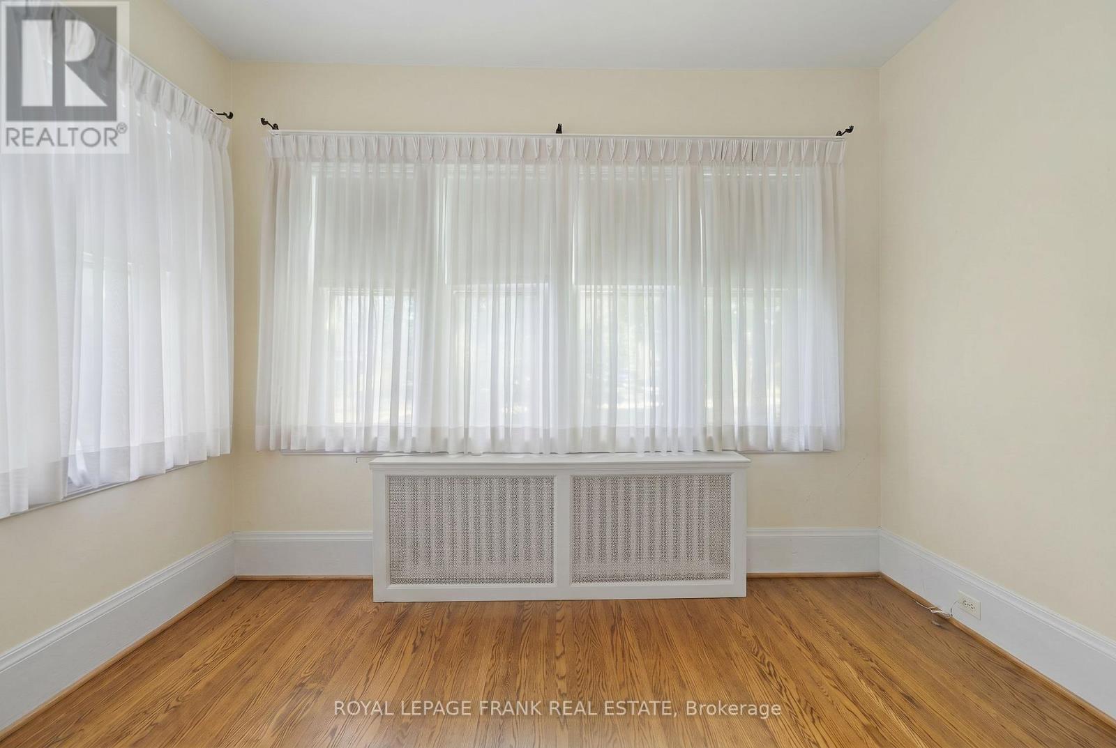 76 Bond Street W, Kawartha Lakes (Lindsay), Ontario  K9V 3R4 - Photo 6 - X13688992