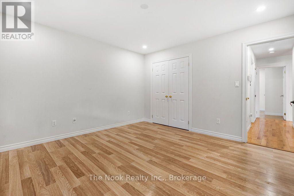 4 Champlain Boulevard, Kawartha Lakes (Lindsay), Ontario  K9V 0H9 - Photo 16 - X13689608