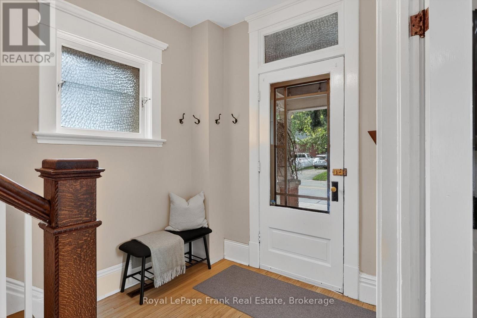 121 Romaine Street, Peterborough (Town Ward 3), Ontario  K9J 2C1 - Photo 6 - X13690454