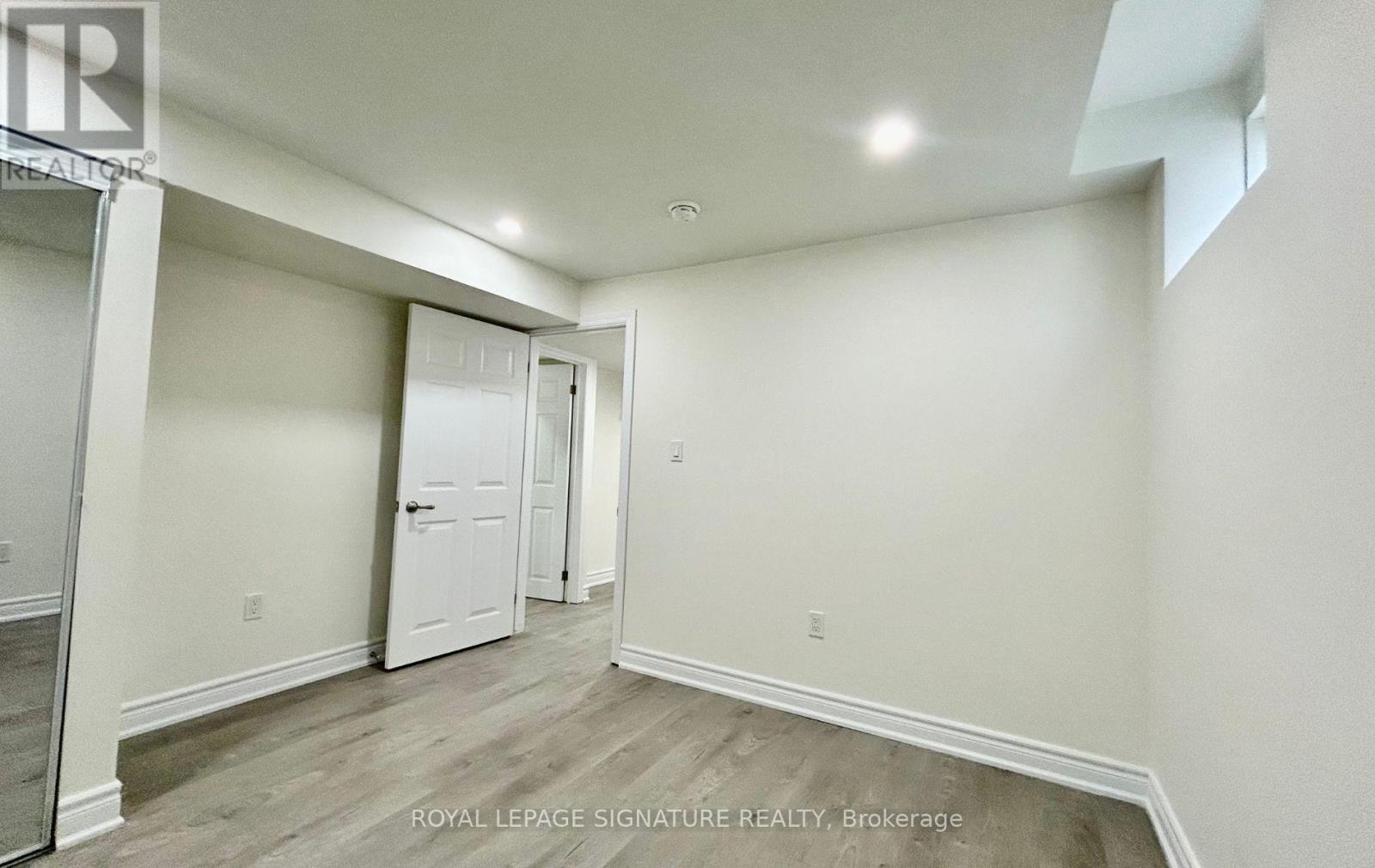 Bsmt - 214 Flood Avenue, Clarington (Newcastle), Ontario  L1B 0W6 - Photo 10 - E13690836