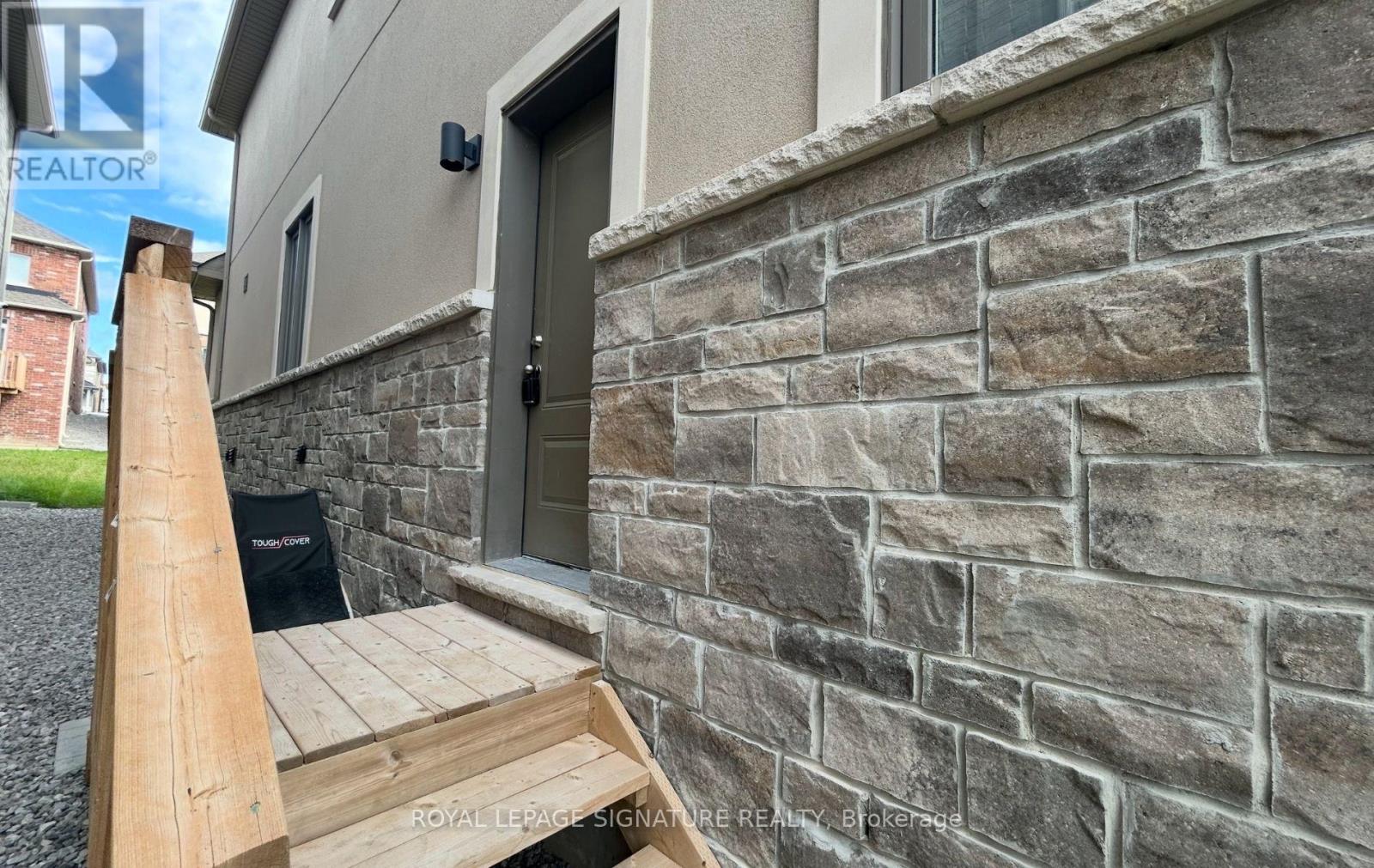 Bsmt - 214 Flood Avenue, Clarington (Newcastle), Ontario  L1B 0W6 - Photo 15 - E13690836