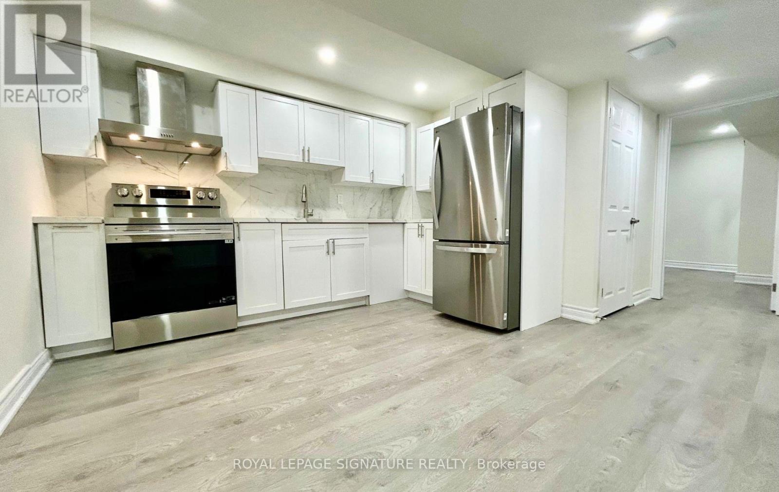 Bsmt - 214 Flood Avenue, Clarington (Newcastle), Ontario  L1B 0W6 - Photo 2 - E13690836