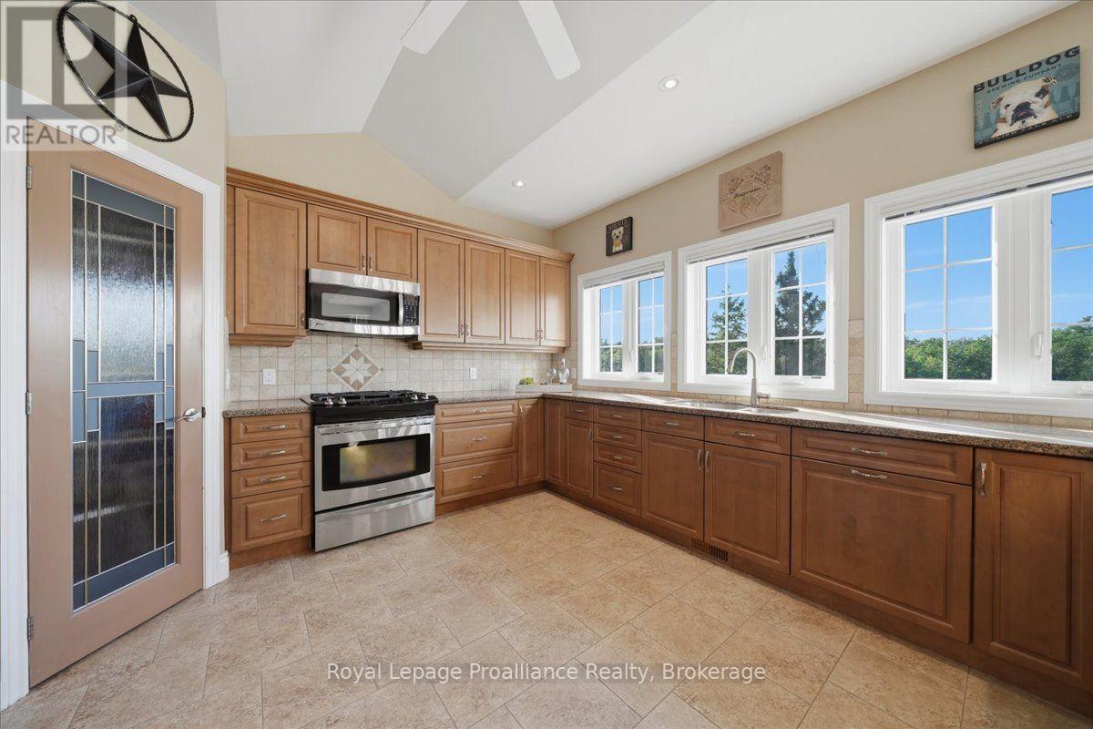 256 Peninsula Road, Havelock-Belmont-Methuen, Ontario  K0L 1Z0 - Photo 11 - X13691178