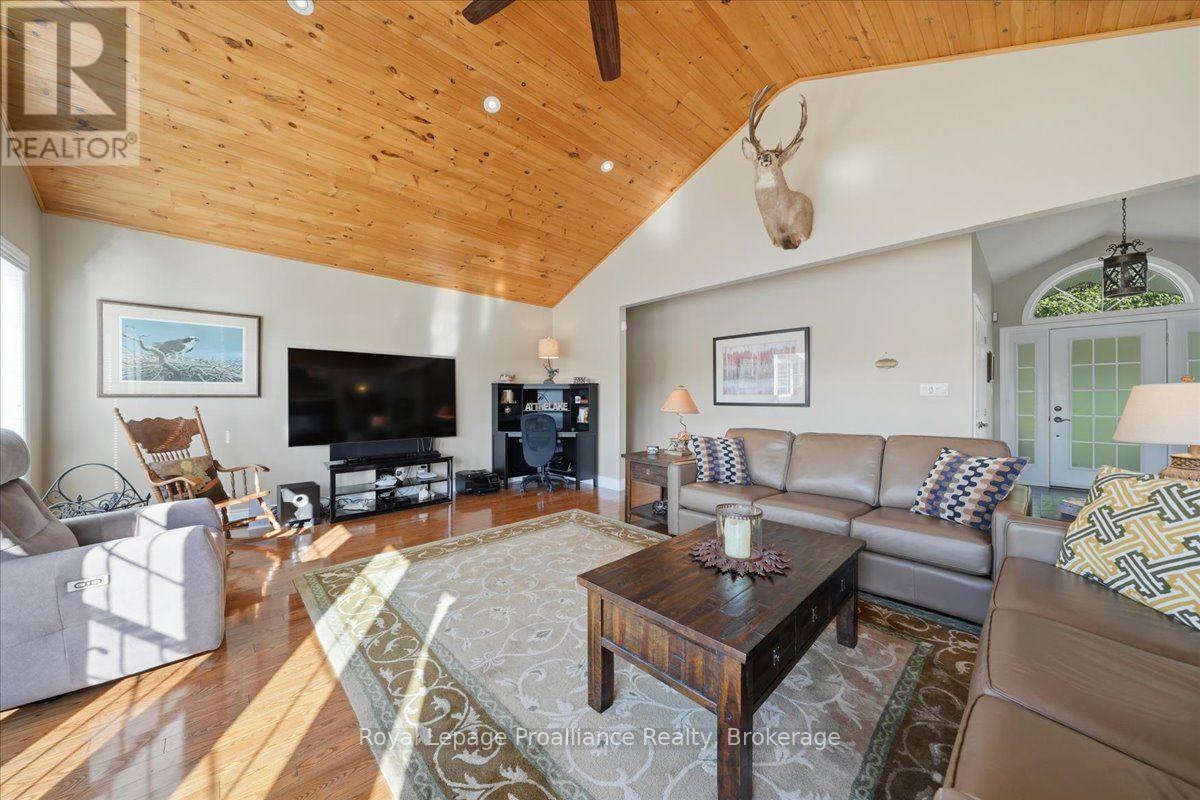 256 Peninsula Road, Havelock-Belmont-Methuen, Ontario  K0L 1Z0 - Photo 6 - X13691178