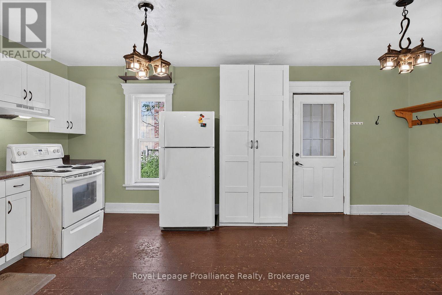 277 Reid Street, Peterborough (Town Ward 3), Ontario  K9J 3P9 - Photo 18 - X13691230