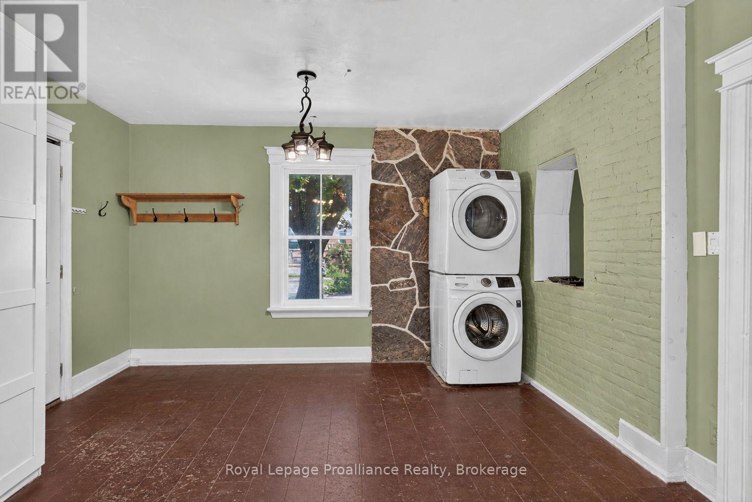 277 Reid Street, Peterborough (Town Ward 3), Ontario  K9J 3P9 - Photo 21 - X13691230