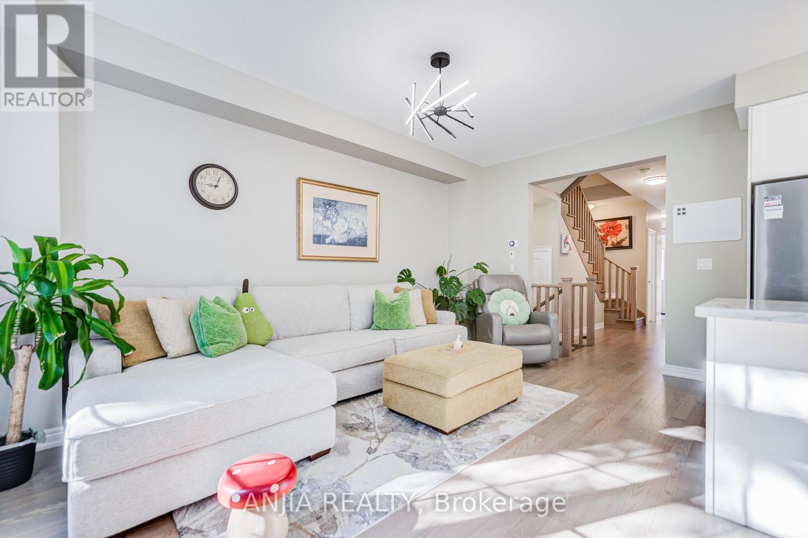 33 Aldridge Lane, Clarington (Newcastle), Ontario  L1B 0V6 - Photo 10 - E13691268