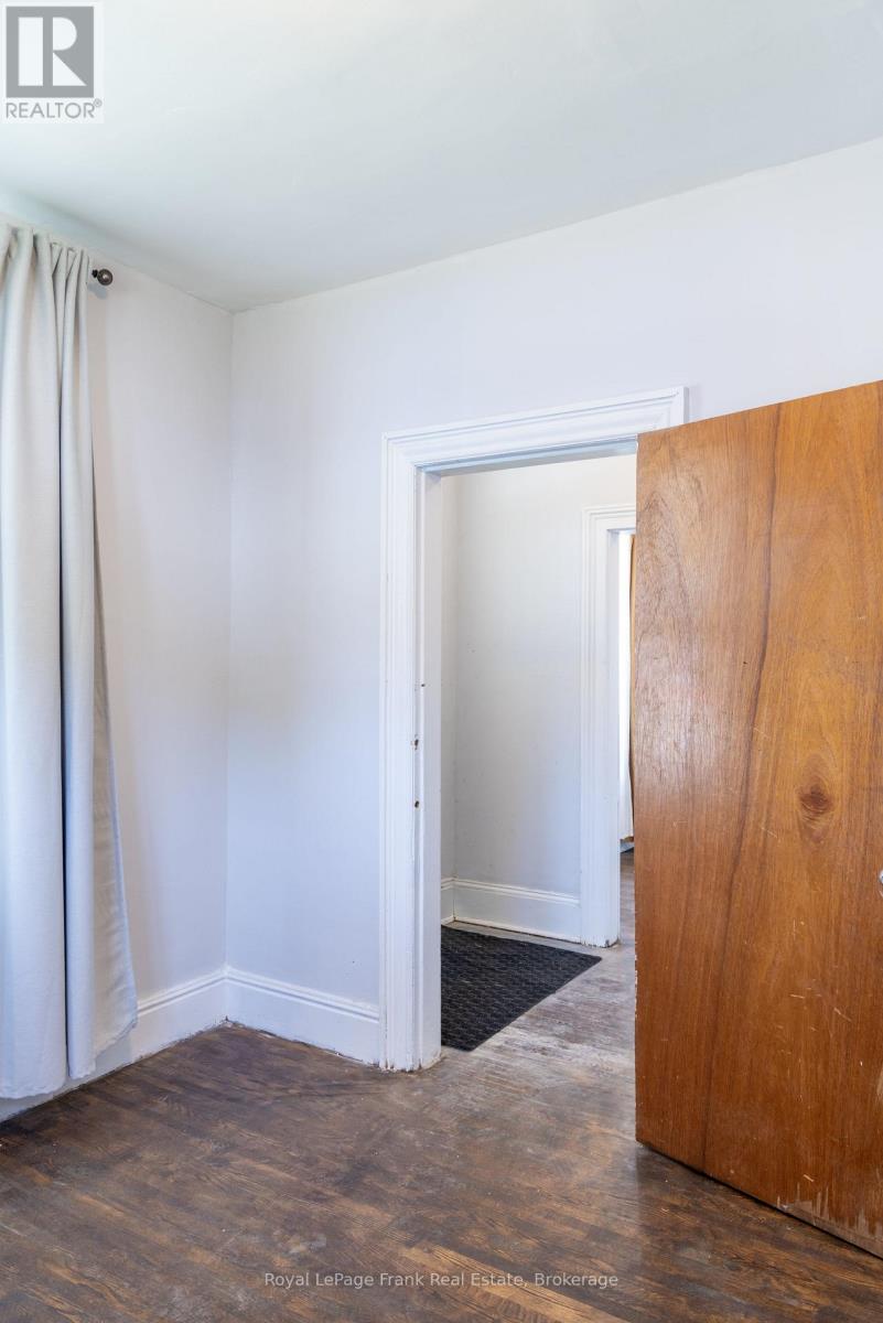 37 Durham Street W, Kawartha Lakes (Lindsay), Ontario  K9V 2P3 - Photo 6 - X13692760