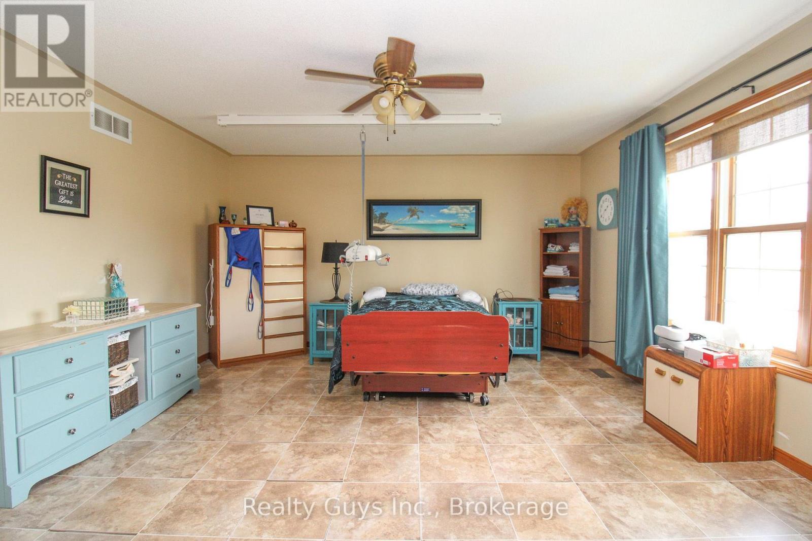 668 Brealey Drive, Peterborough (Otonabee Ward 1), Ontario  K9K 2M7 - Photo 19 - X13692886
