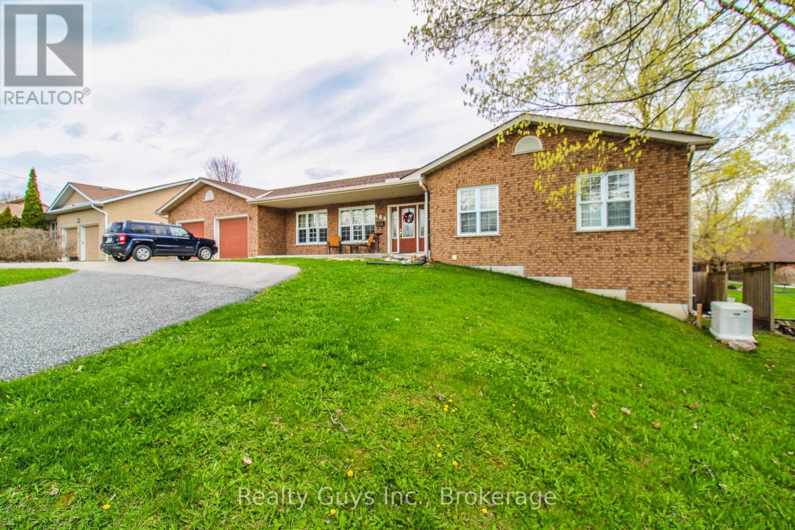 668 Brealey Drive, Peterborough (Otonabee Ward 1), Ontario  K9K 2M7 - Photo 2 - X13692886
