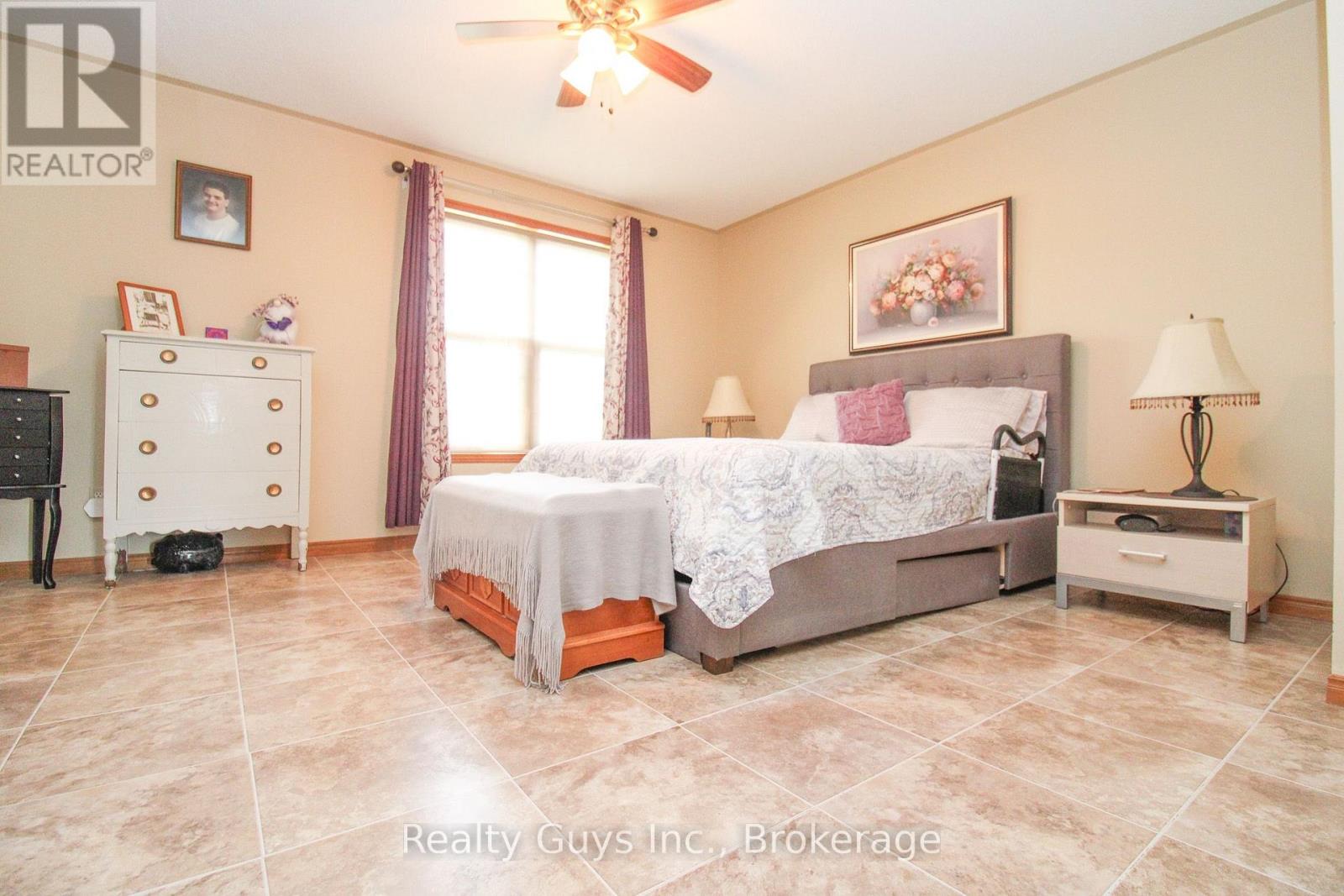 668 Brealey Drive, Peterborough (Otonabee Ward 1), Ontario  K9K 2M7 - Photo 22 - X13692886