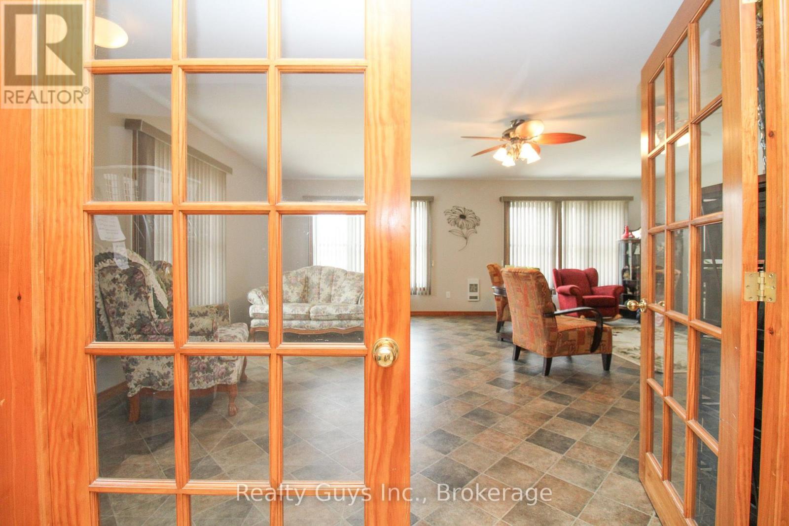 668 Brealey Drive, Peterborough (Otonabee Ward 1), Ontario  K9K 2M7 - Photo 28 - X13692886