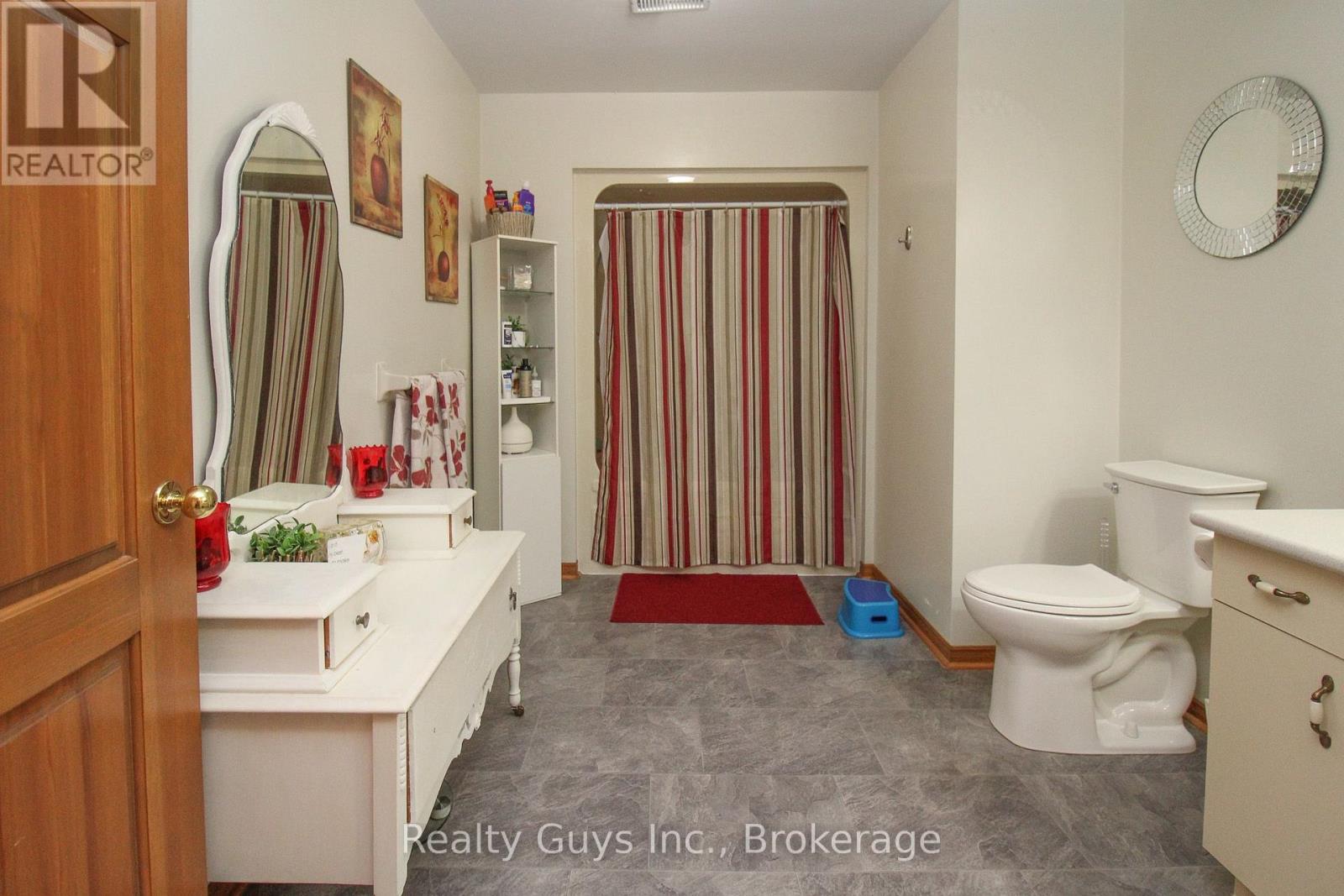 668 Brealey Drive, Peterborough (Otonabee Ward 1), Ontario  K9K 2M7 - Photo 45 - X13692886