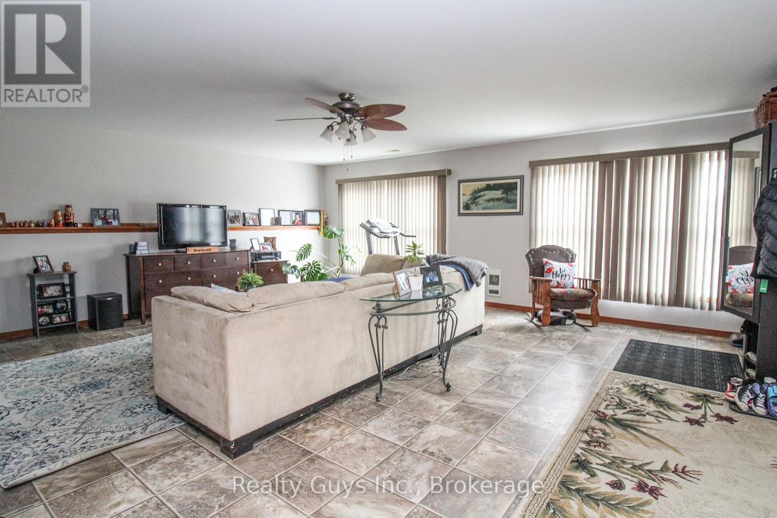 668 Brealey Drive, Peterborough (Otonabee Ward 1), Ontario  K9K 2M7 - Photo 46 - X13692886