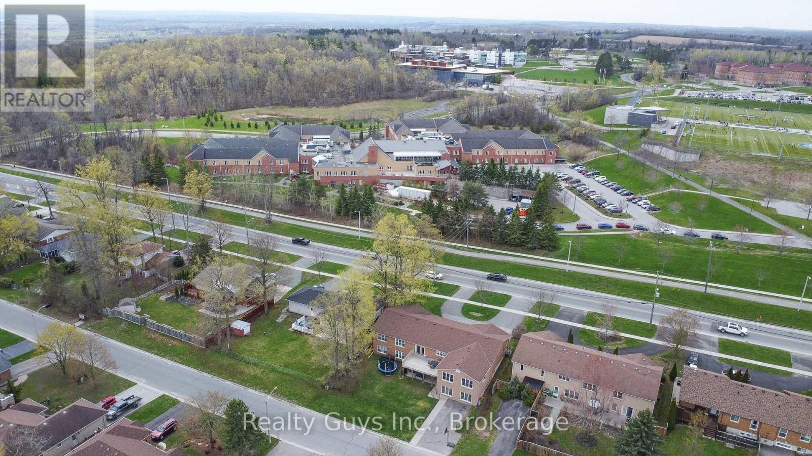 668 Brealey Drive, Peterborough (Otonabee Ward 1), Ontario  K9K 2M7 - Photo 9 - X13692886