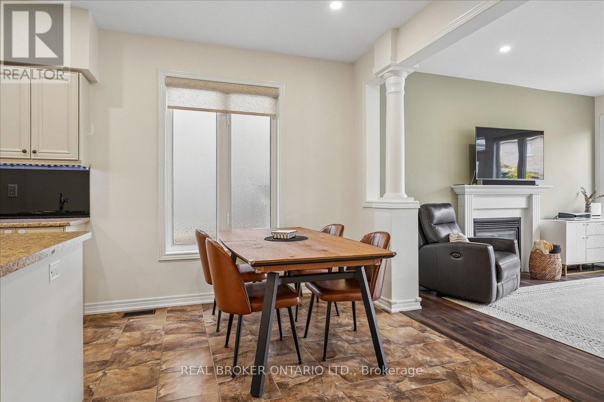 90 Erskine Drive, Clarington (Newcastle), Ontario  L1B 0C8 - Photo 10 - E13693044