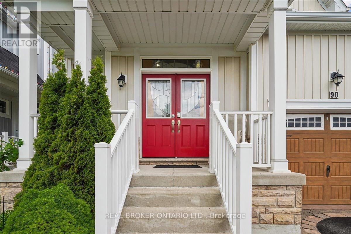 90 Erskine Drive, Clarington (Newcastle), Ontario  L1B 0C8 - Photo 3 - E13693044