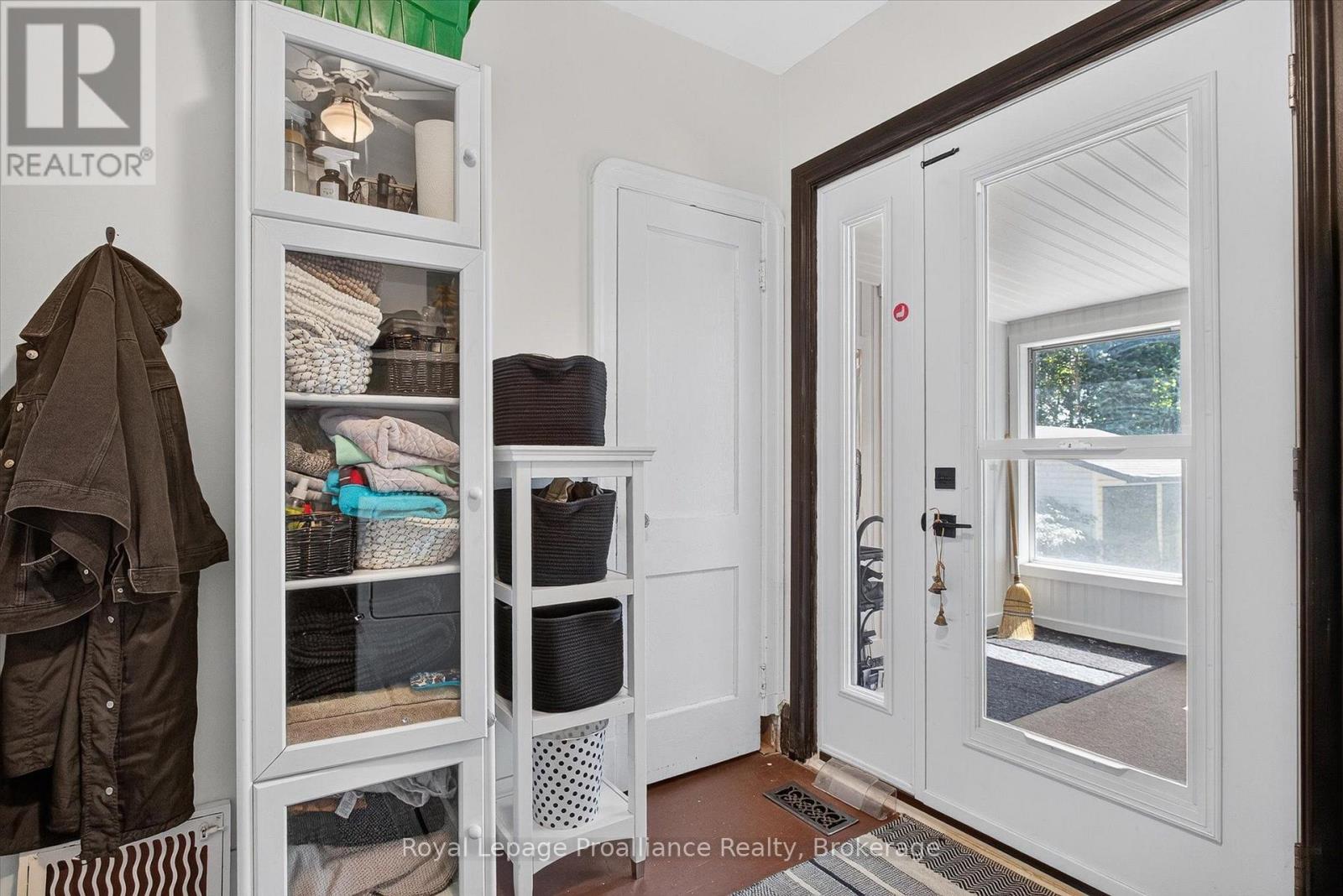 71 Lansdowne Street W, Peterborough (Otonabee Ward 1), Ontario  K9J 1Y2 - Photo 17 - X13693328