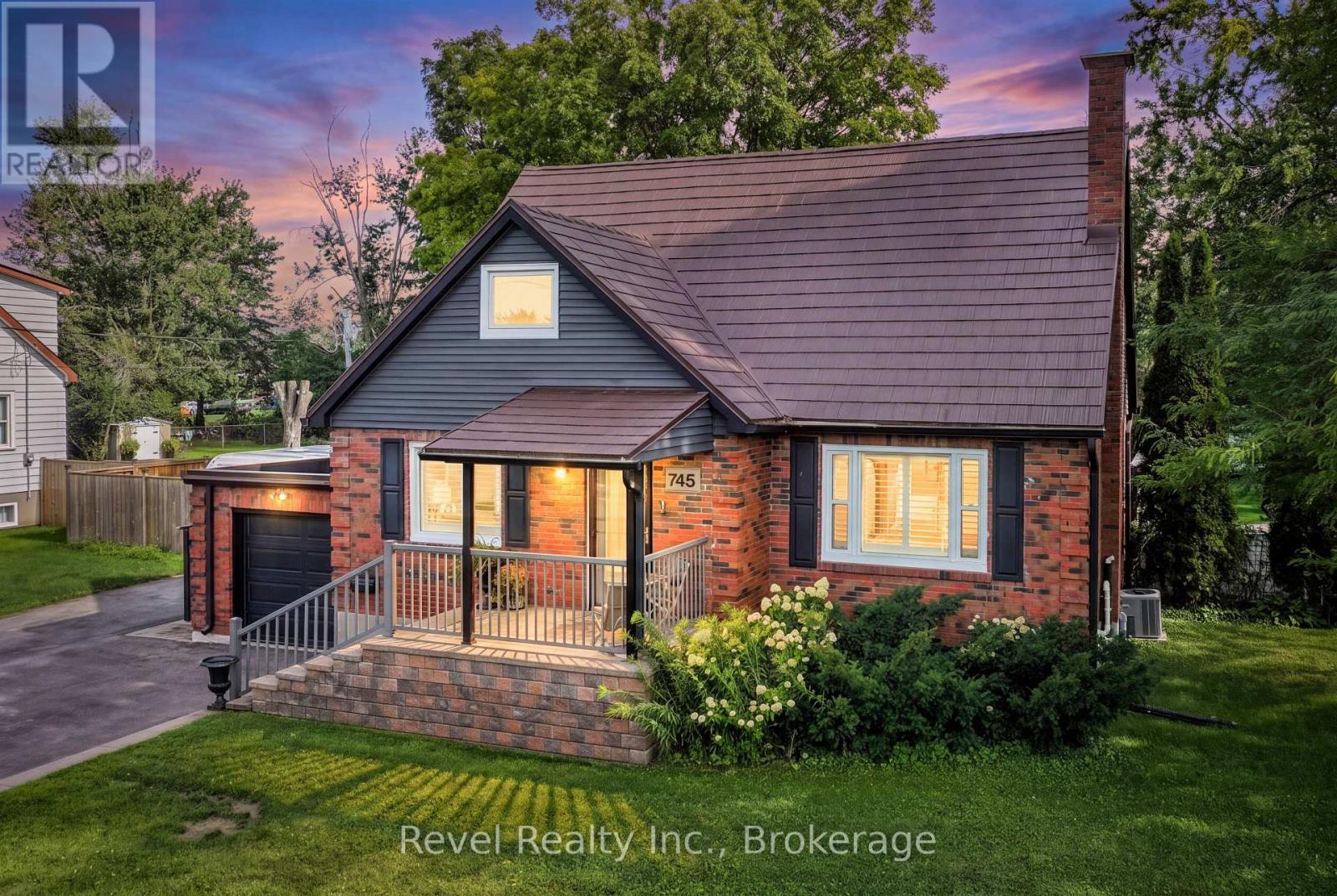 745 CRAWFORD DRIVE, peterborough (otonabee ward 1), Ontario