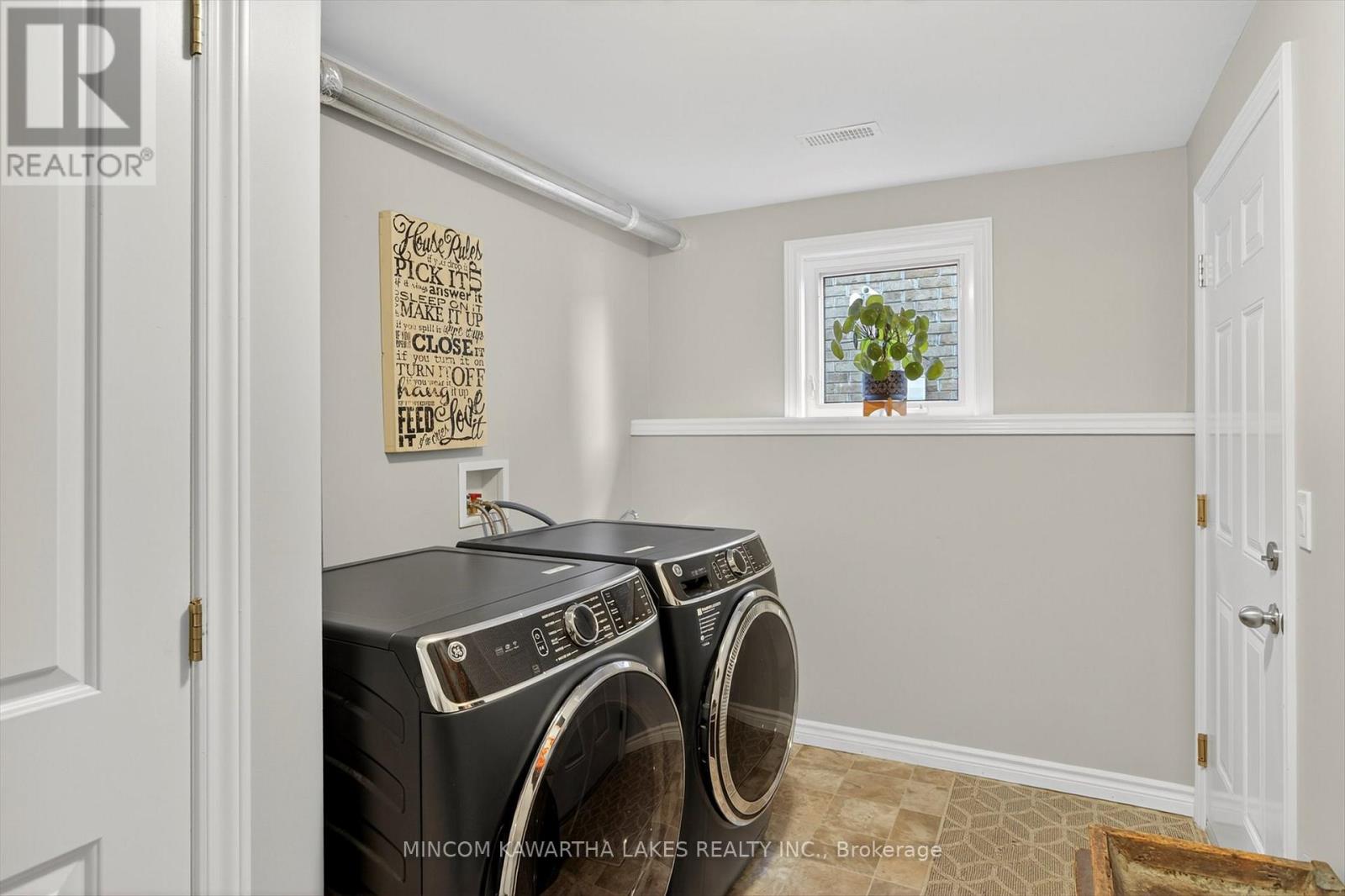 127 Milroy Drive, Peterborough (Northcrest Ward 5), Ontario  K9H 7T3 - Photo 42 - X13694560