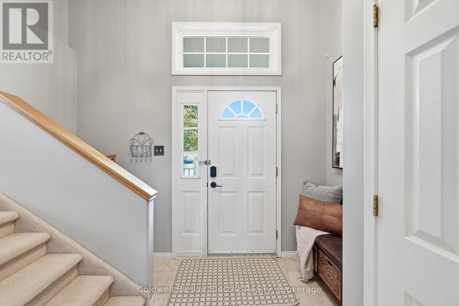 854 Abbey Lane, Peterborough (Ashburnham Ward 4), Ontario  K9H 7N6 - Photo 4 - X13694722
