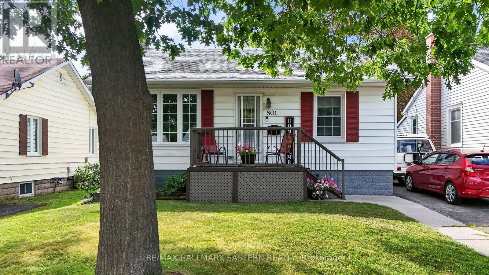 501 Glengarry Avenue, Peterborough (Northcrest Ward 5), Ontario  K9H 4Y5 - Photo 3 - X13694962