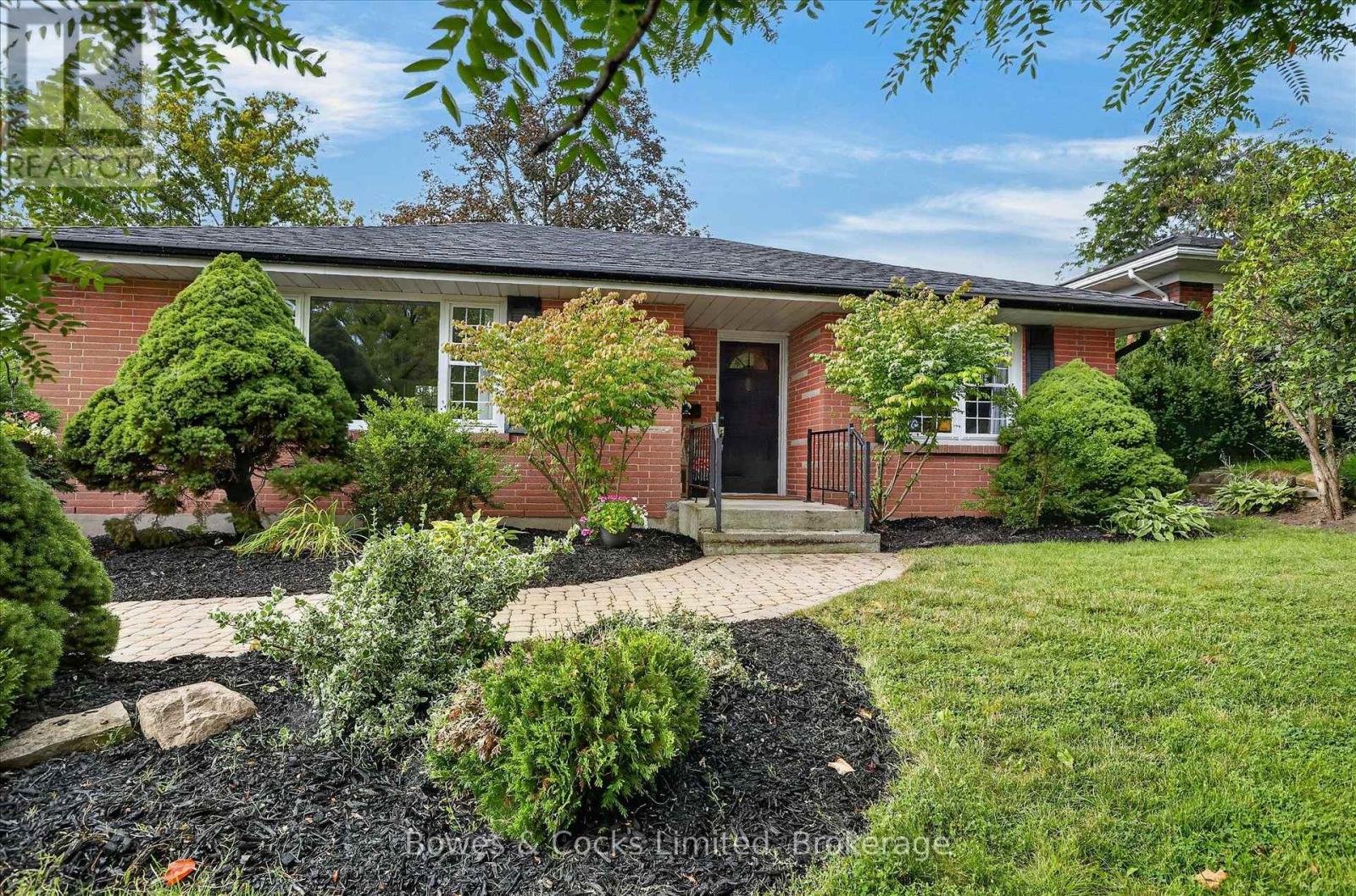 1349 Holloway Drive, Peterborough (Town Ward 3), Ontario  K9J 6G1 - Photo 35 - X13694972