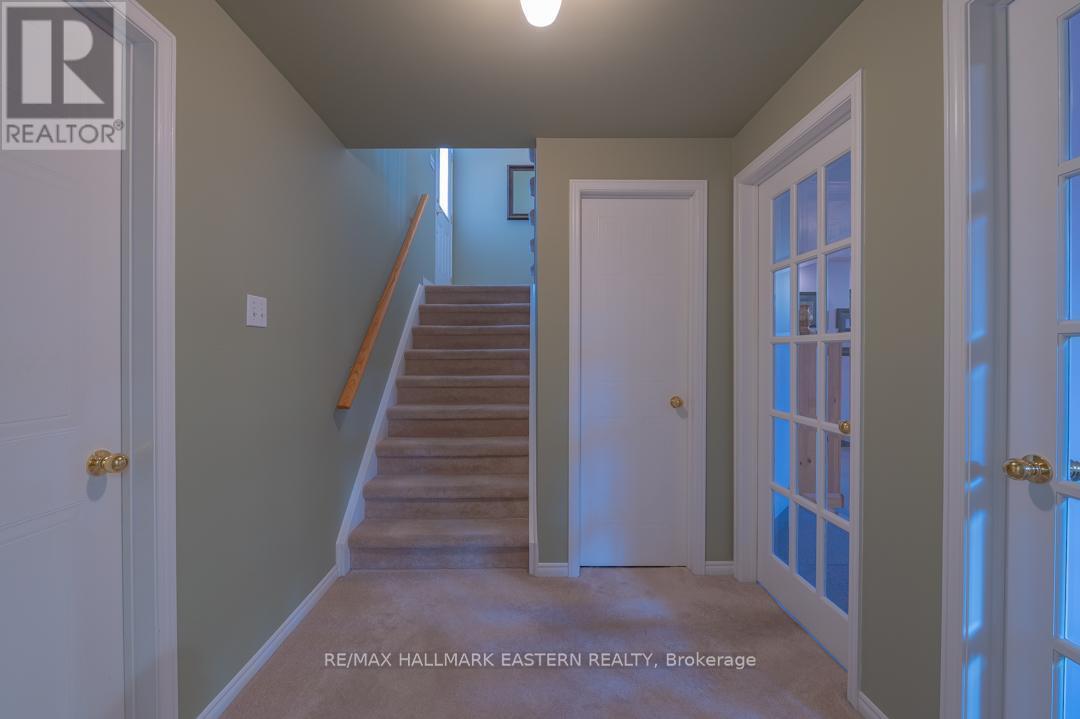 20 Ferguson Place, Peterborough (Northcrest Ward 5), Ontario  K9H 7M9 - Photo 22 - X13695074