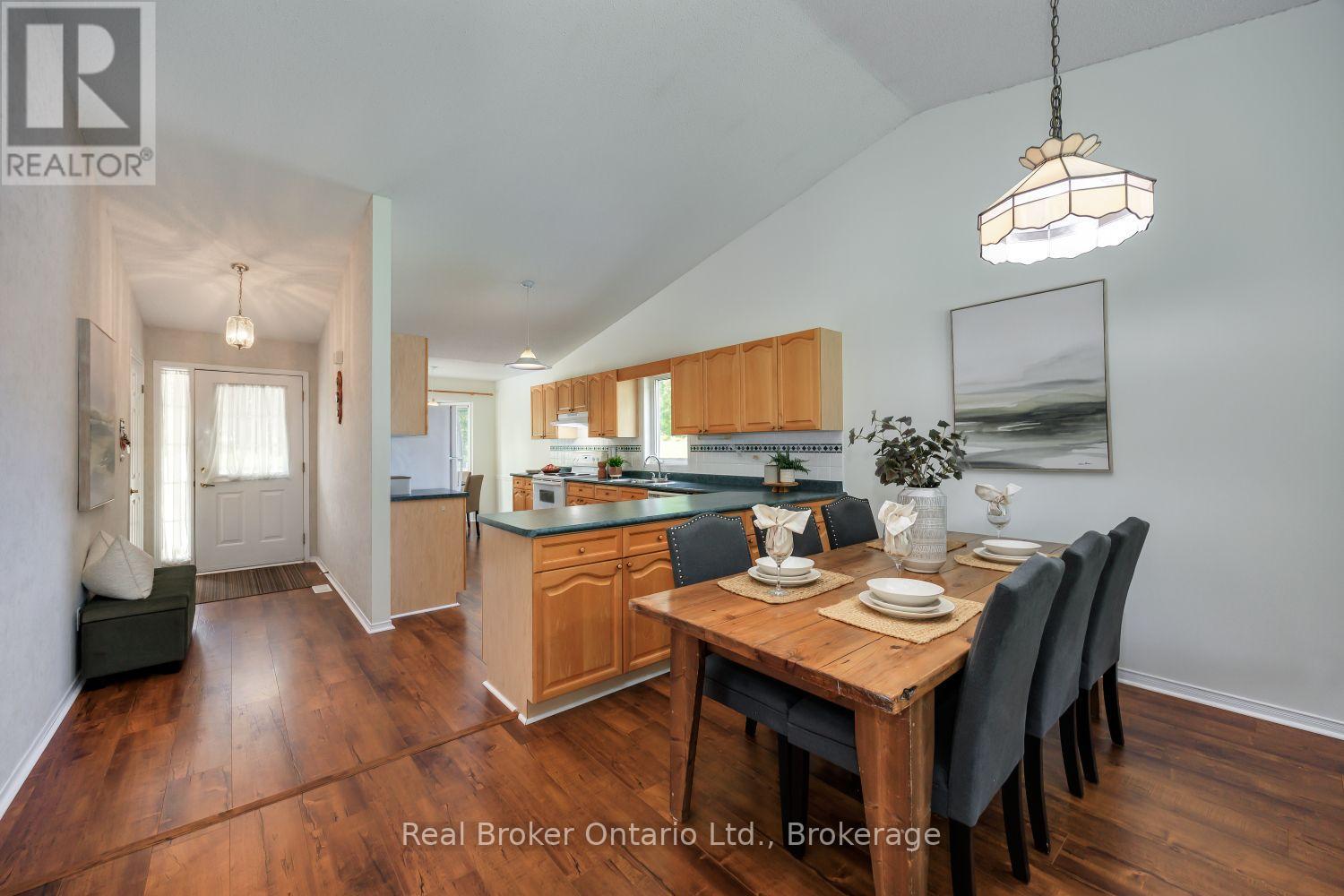 10 Niagara Trail, Clarington (Newcastle), Ontario  L1B 1A2 - Photo 15 - E13696664