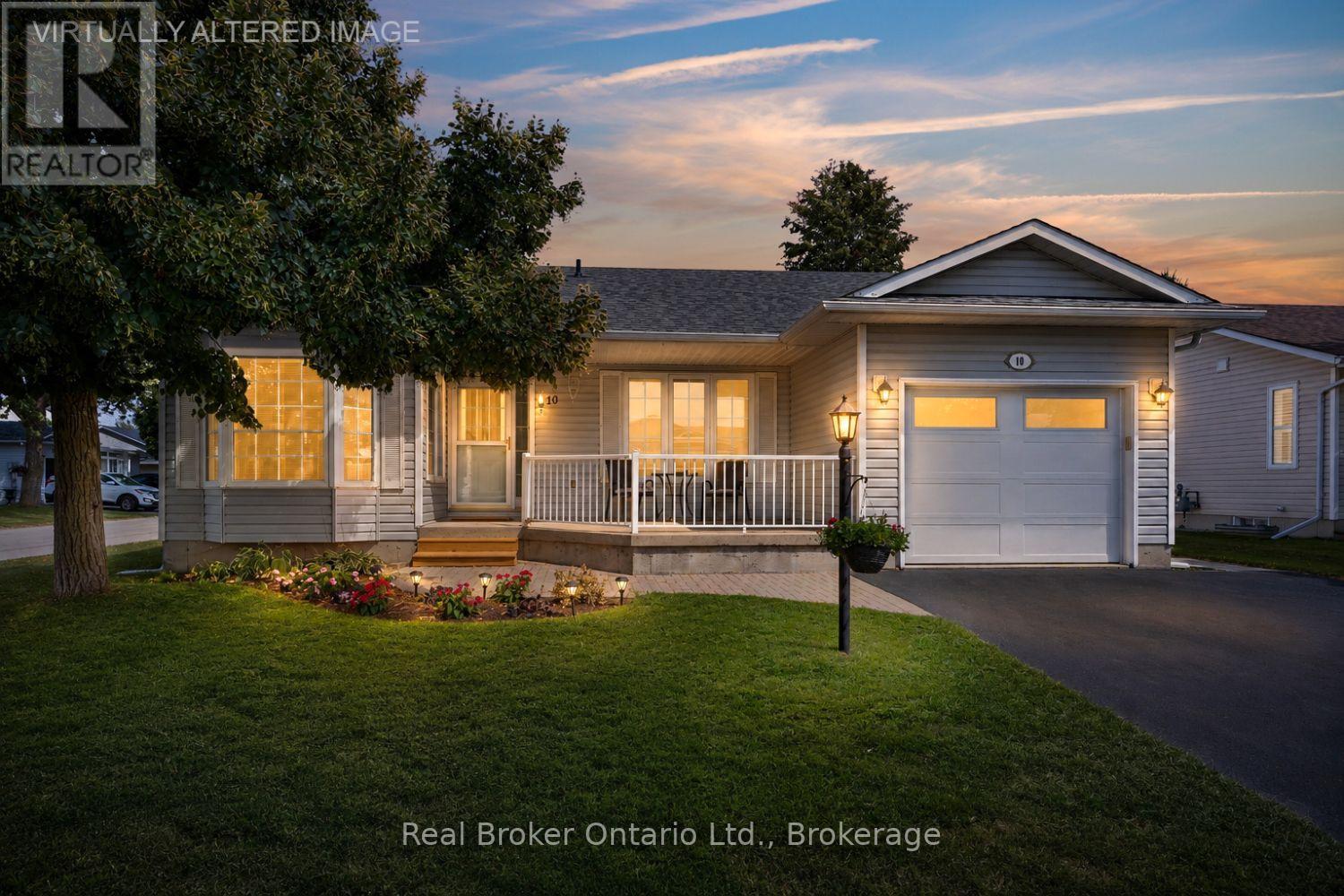 10 Niagara Trail, Clarington (Newcastle), Ontario  L1B 1A2 - Photo 5 - E13696664