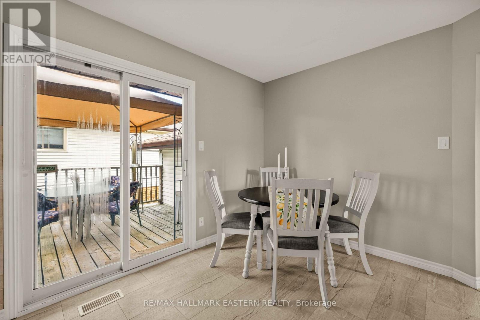 1161 Normandy Street, Peterborough (Northcrest Ward 5), Ontario  K9H 7L9 - Photo 11 - X13696560