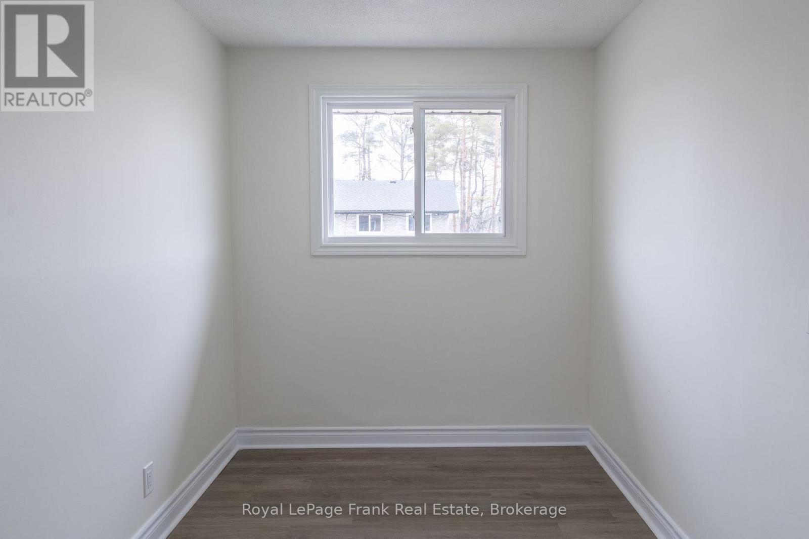 1 - 84 Mary Street W, Kawartha Lakes (Lindsay), Ontario  K9V 5G3 - Photo 12 - X13697044