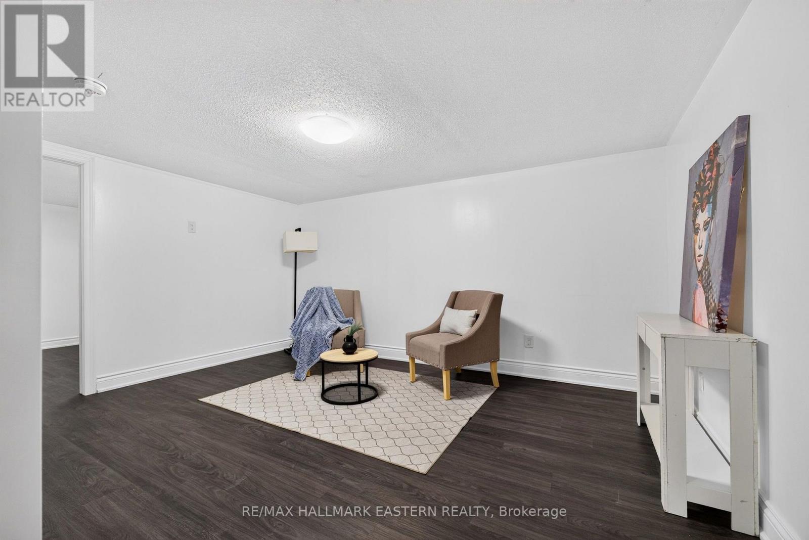 754 Crawford Place, Peterborough (Otonabee Ward 1), Ontario  K9J 3X3 - Photo 32 - X13697094