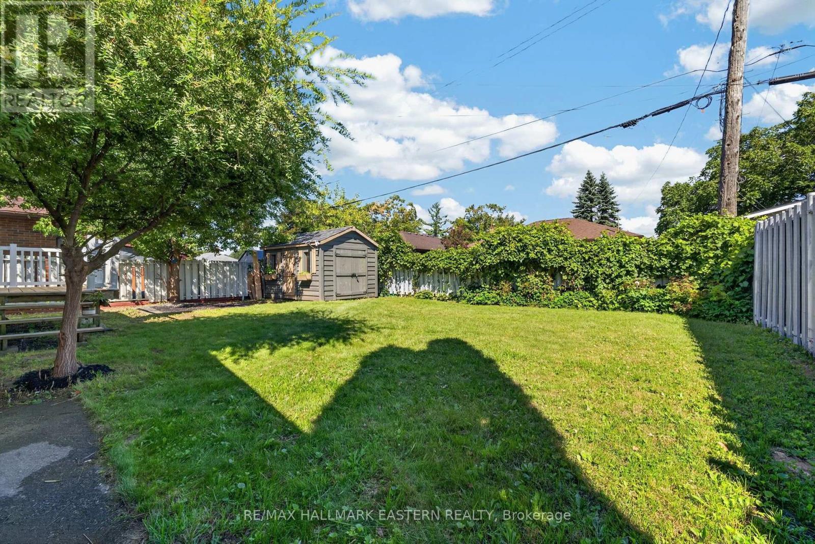 754 Crawford Place, Peterborough (Otonabee Ward 1), Ontario  K9J 3X3 - Photo 37 - X13697094