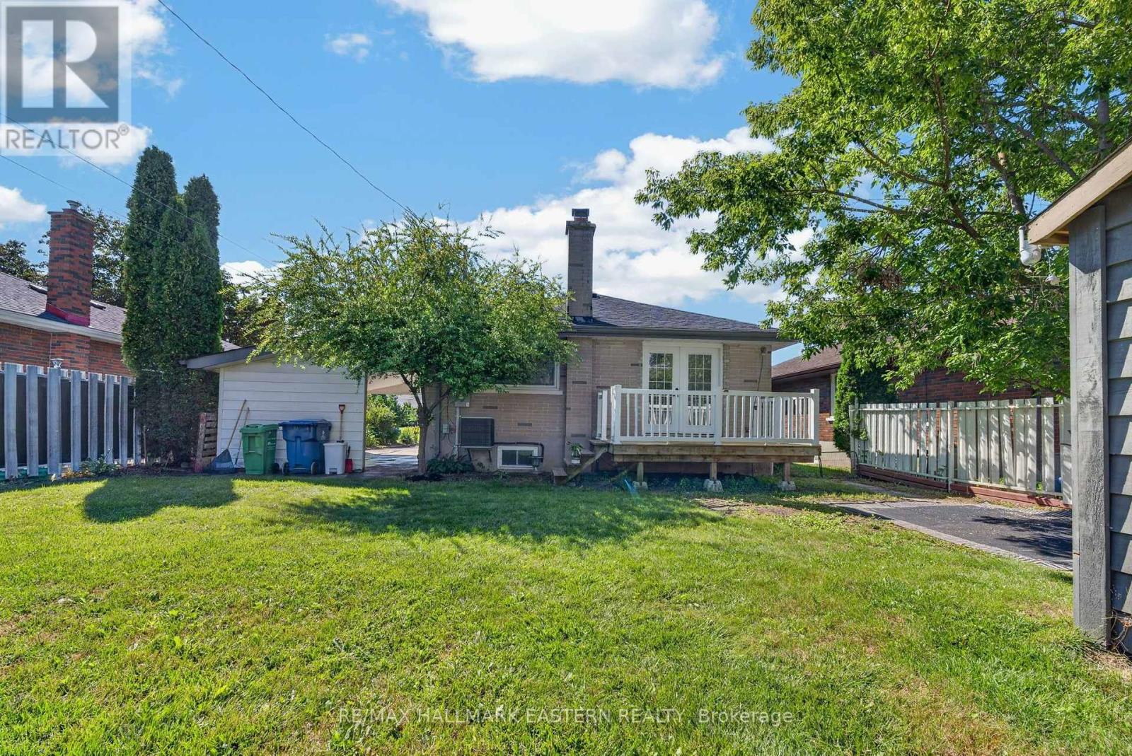 754 Crawford Place, Peterborough (Otonabee Ward 1), Ontario  K9J 3X3 - Photo 39 - X13697094