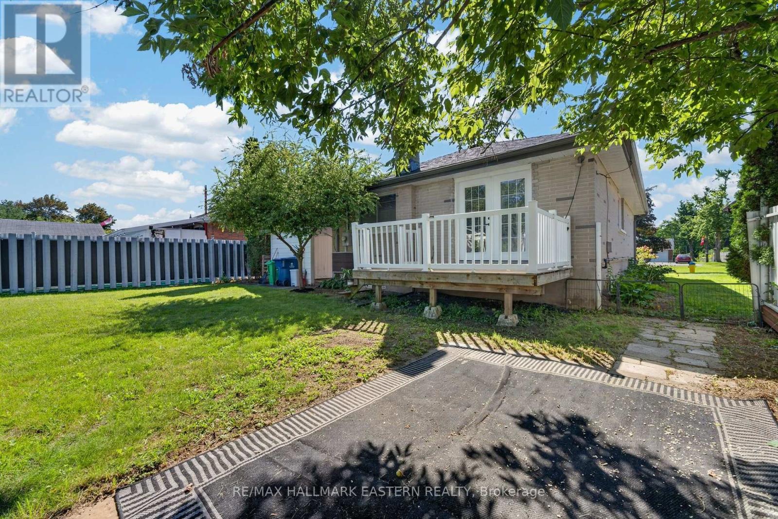 754 Crawford Place, Peterborough (Otonabee Ward 1), Ontario  K9J 3X3 - Photo 40 - X13697094
