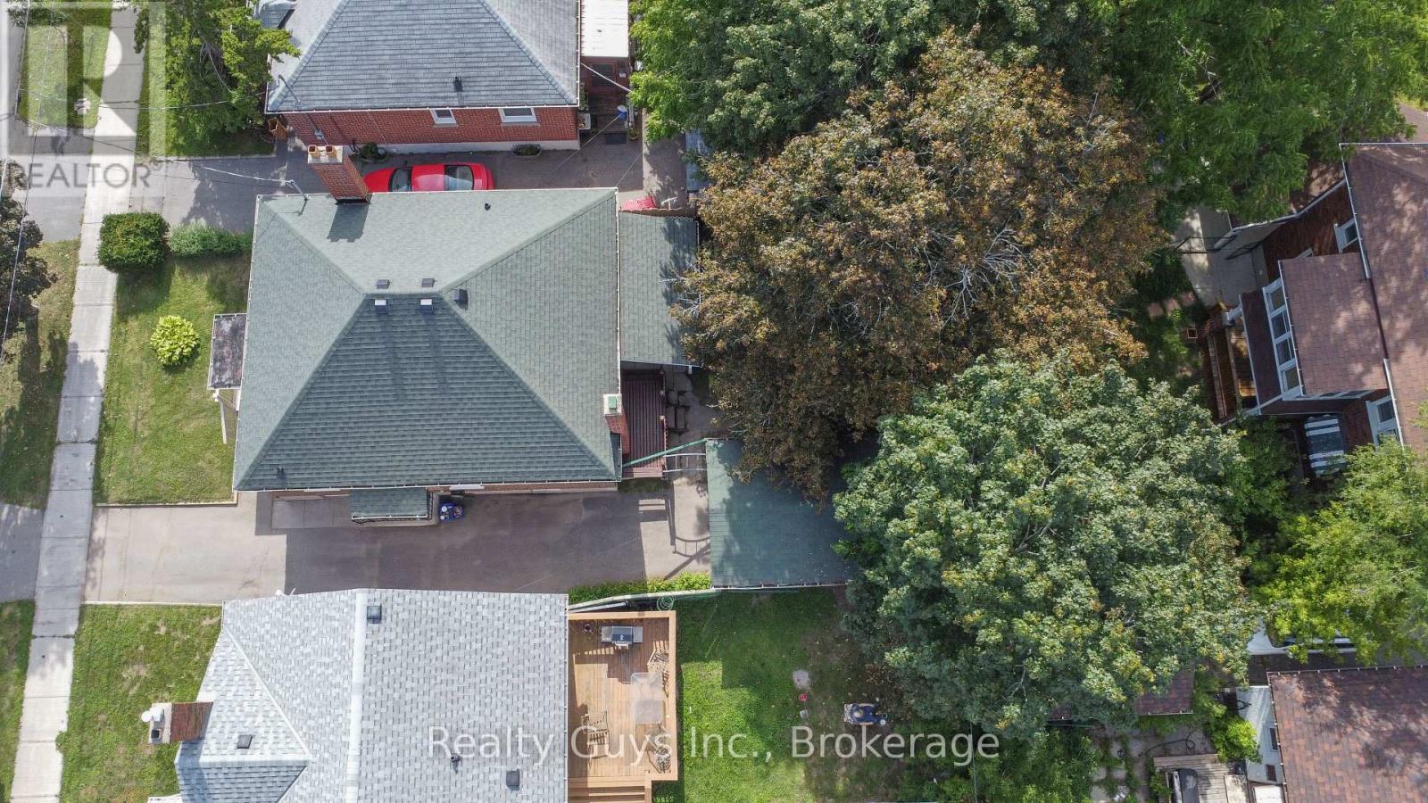 590 Mccannan Avenue, Peterborough (Town Ward 3), Ontario  K9J 4J6 - Photo 10 - X13698258